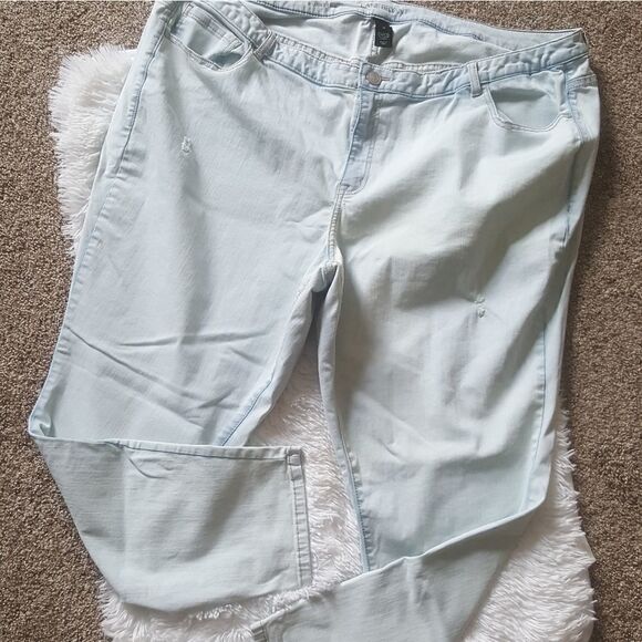 Lane Bryant Skinny Light Wash Jeans Size 28 - Picture 1 of 6